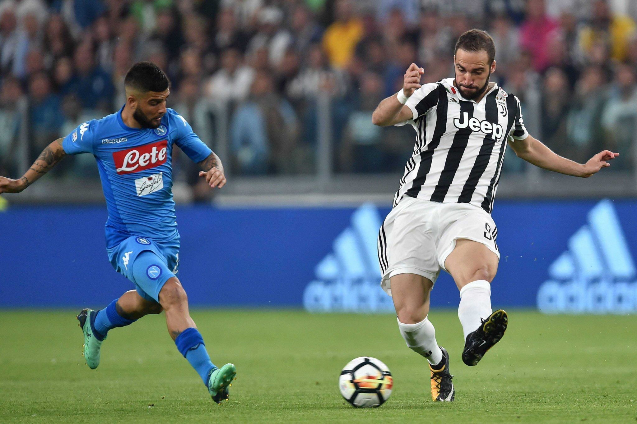 曼联问题重重：阿莫林的直白分析