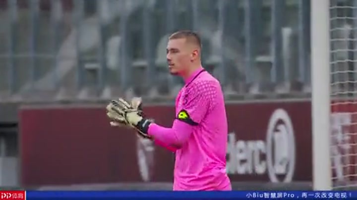 穆里尼奥提前送出圣诞礼物？两小将欧冠迎本菲卡一线队首秀